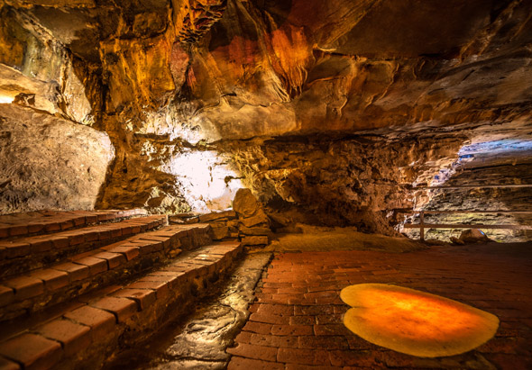 Howe Caverns Overnight Tour Packages – Howe Caverns Inc.